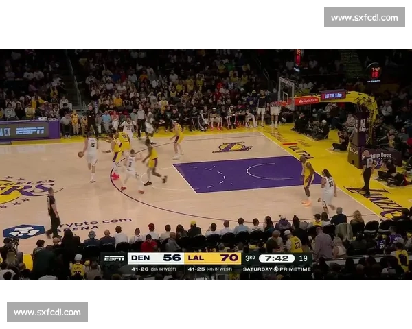 湖人迎战掘金系列赛第五场激战 詹姆斯与约基奇巅峰对决展开