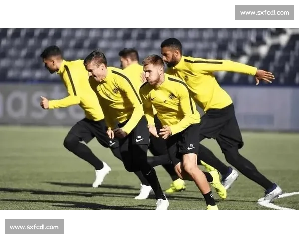 直播国米VS强敌焦点之战蓝黑军团冲击胜利欧冠赛场巅峰对决夜